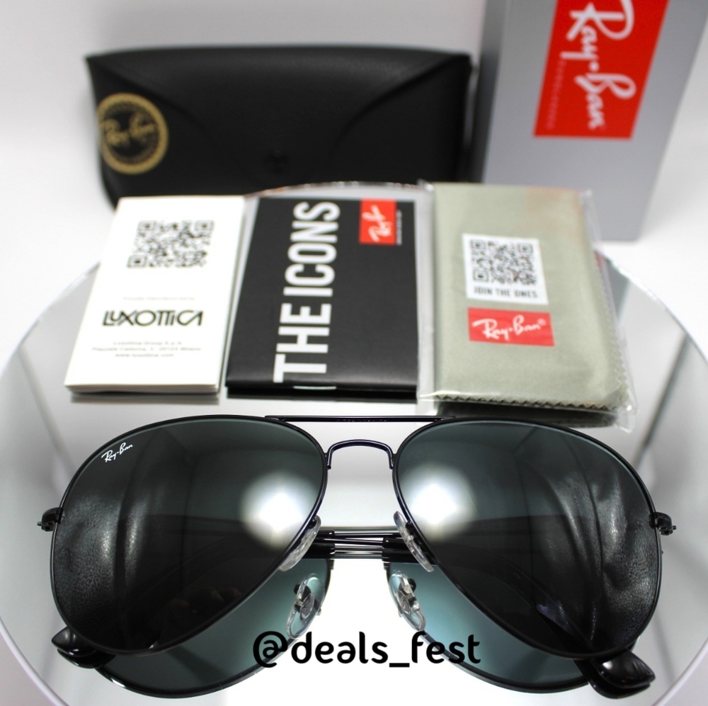 Model Display Ray-Ban Aviator Black RB3025 - Picture 15 of 17